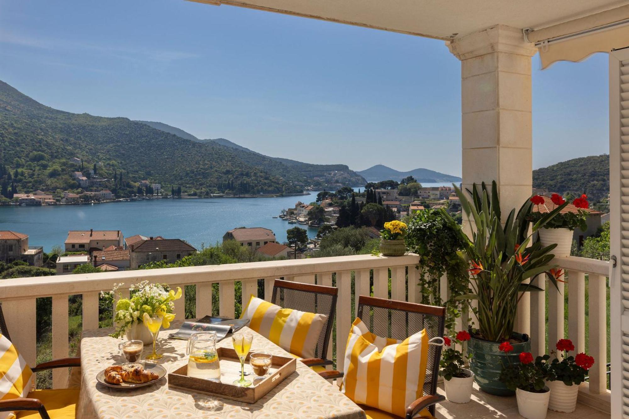 Apartment Deluxe Bellevue Zaton  Dış mekan fotoğraf